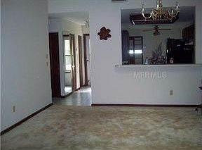 3rd image of 721 Wright Ct