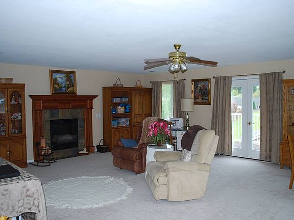 223 Greyfox Dr Sutherlin OR