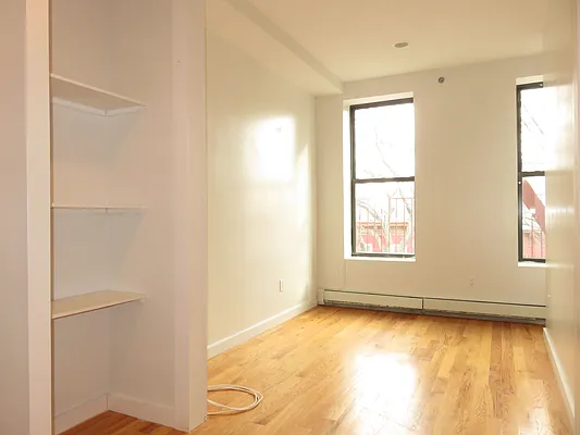 Rented by Rennit Inc. | media 8