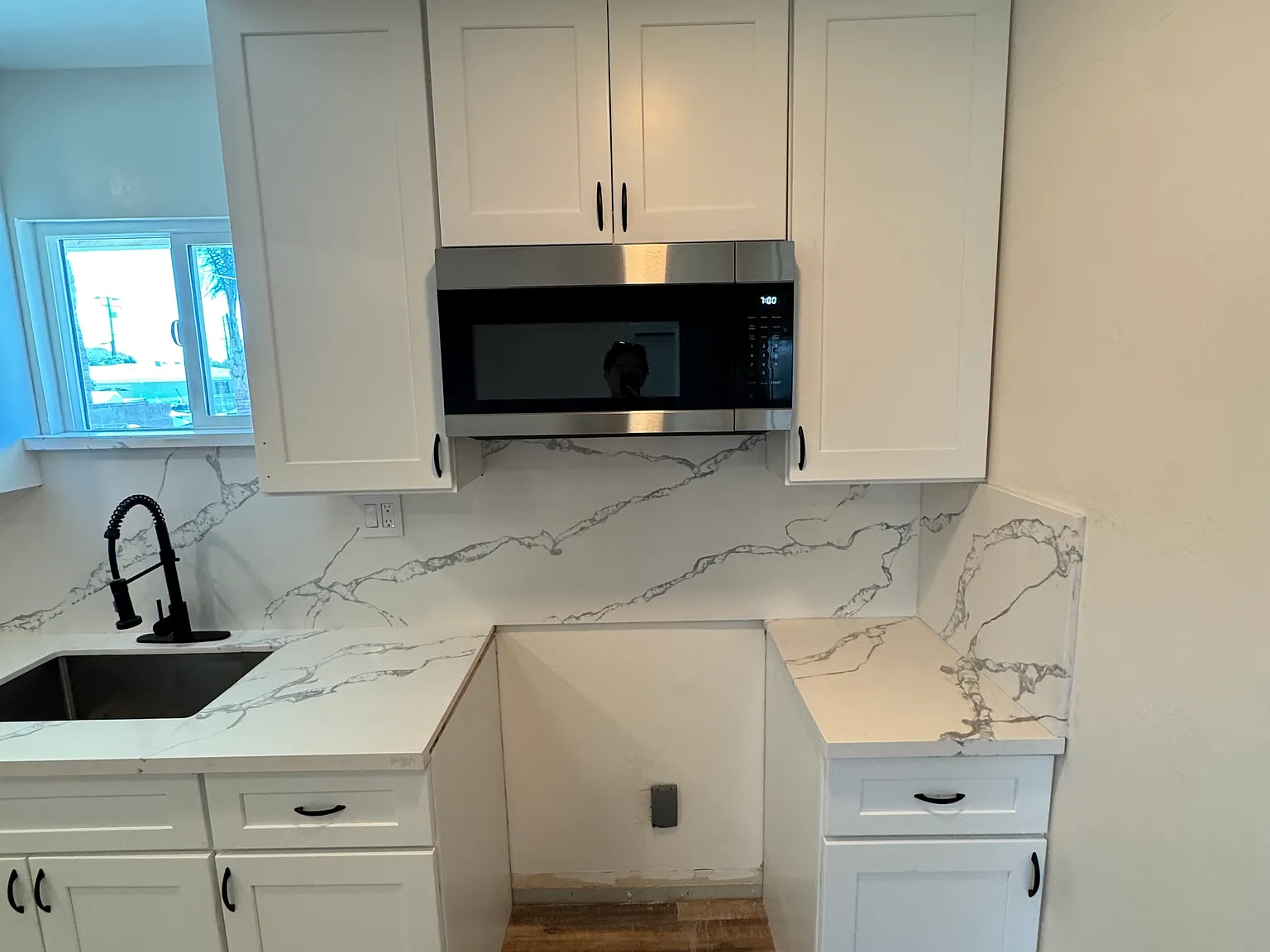 1 bed, 400 sqft, $1,800 — Photo 3