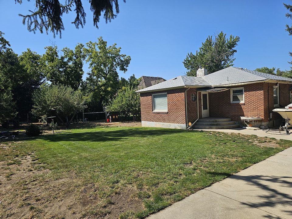 1st image of 2111 Walker Ln