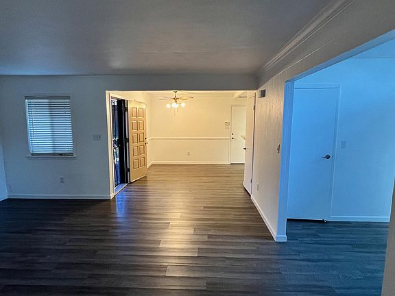 5th image of 5313 Bellflower Way