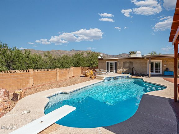 2nd image of 4531 N Avenida Del Conejo