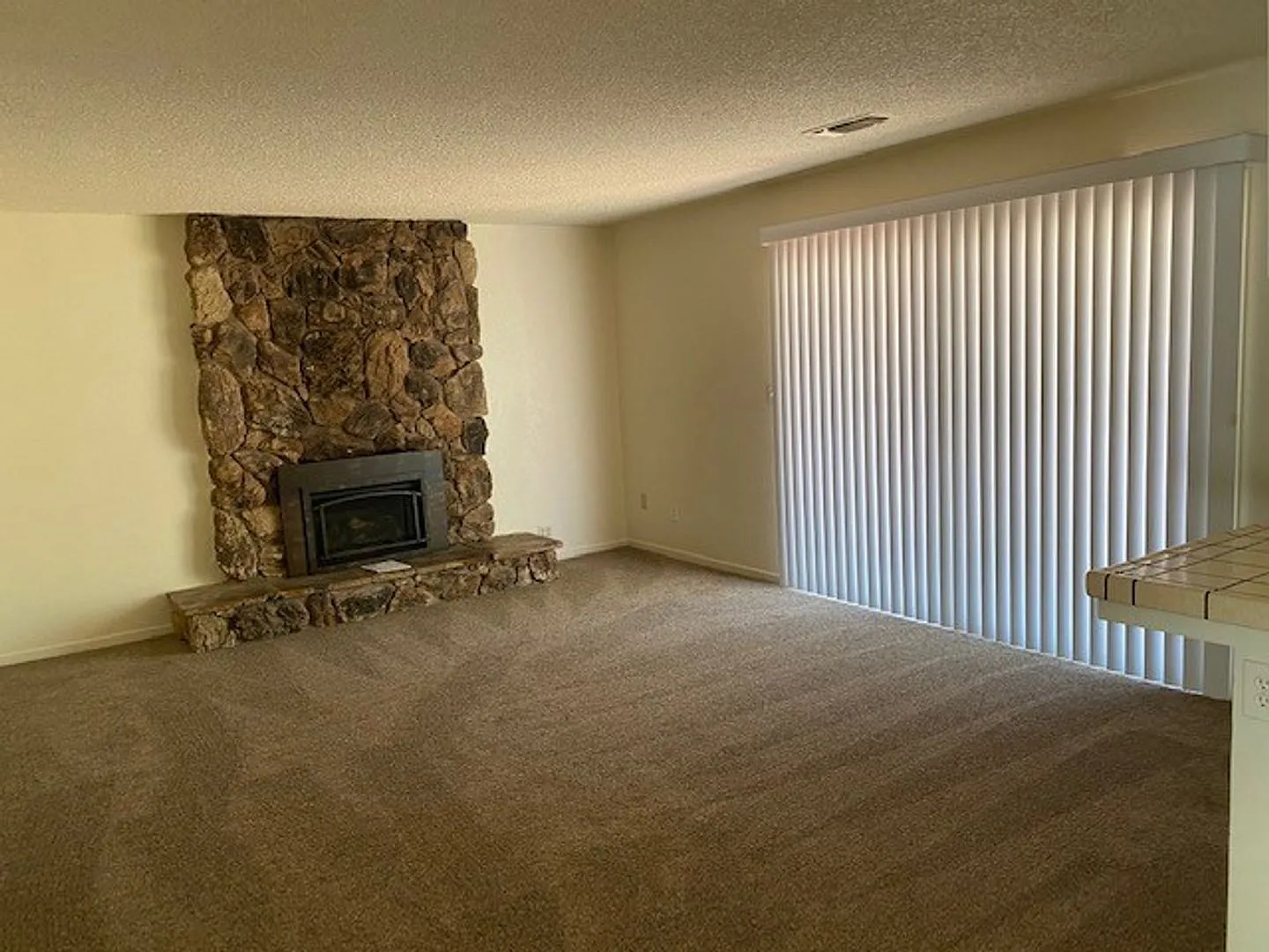 Nice 2 story 3/2 in Lake of the Pines — Photo 4