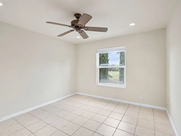1291 Monticello Rd — Photo 21