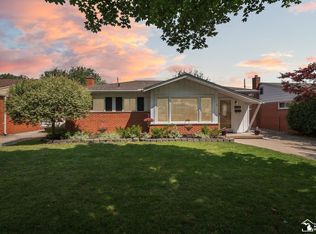 24368 Myler St, Taylor, MI 48180