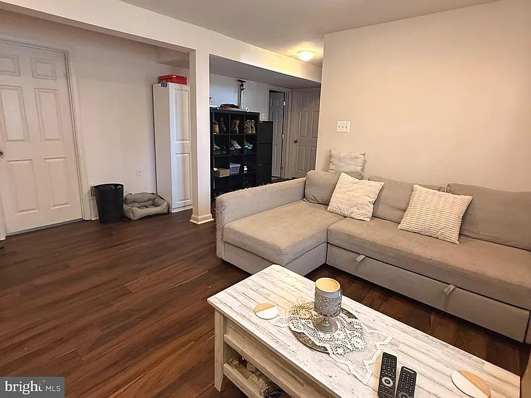 4743 Pomegranate Ct — Photo 10