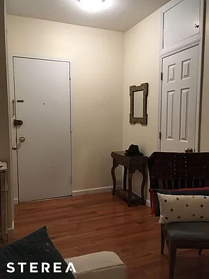 Rented by Sterea Agency | media 13