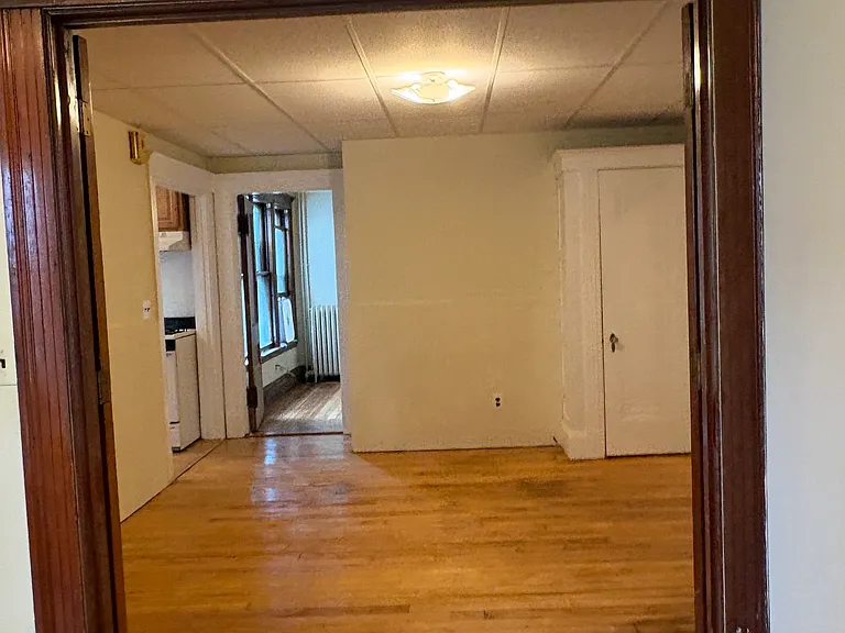 327 Faneuil St #1A — Photo 12