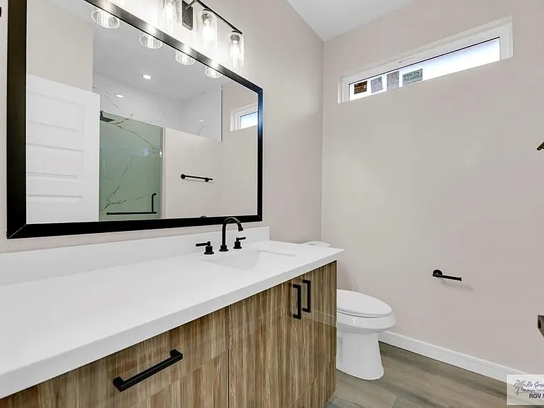 3330 Calle Bolivia — Photo 18