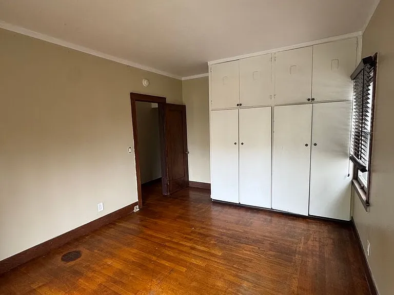 2465 Albatross St — Photo 16
