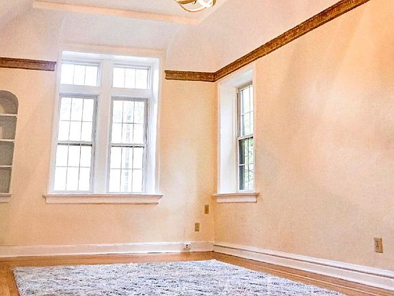 2nd image of 7515 York Dr APT 202