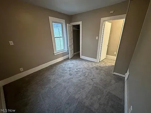483 Douglas St — Photo 8