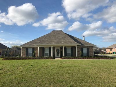 141 Blossom Ct, Thibodaux, LA, 70301