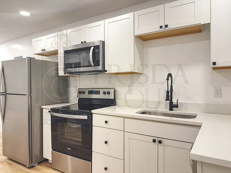 1538 Fallowfield Ave #1 — Photo 10