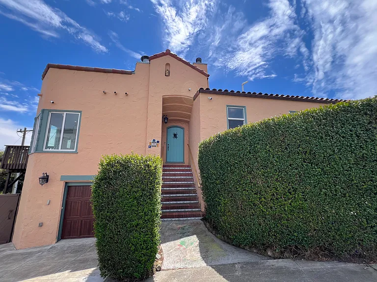 35 Reposa Way — Photo 2