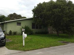 1801 SW 96th Ter, Pembroke Pines, FL 33028