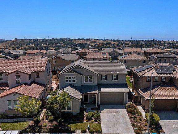 3rd image of 8879 Blue River Drive