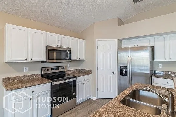 2535 Coachman Lakes Dr — Photo 5