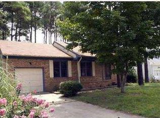 3 Windy Pines Cres, Portsmouth, VA 23703
