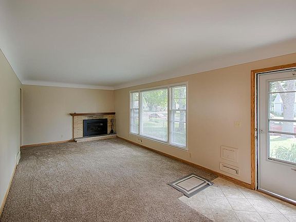 5th image of 7008 Oakland Ave