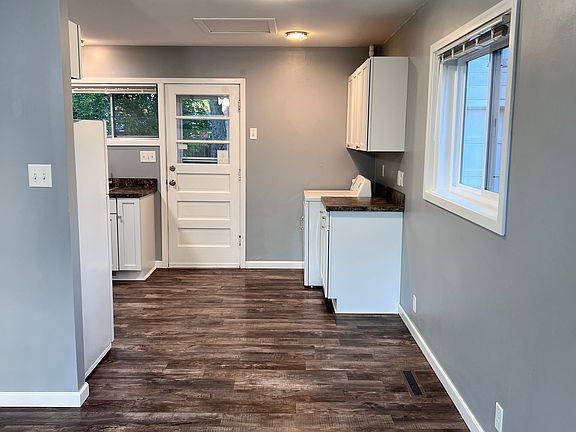 3rd image of 4204 Woodvale Dr