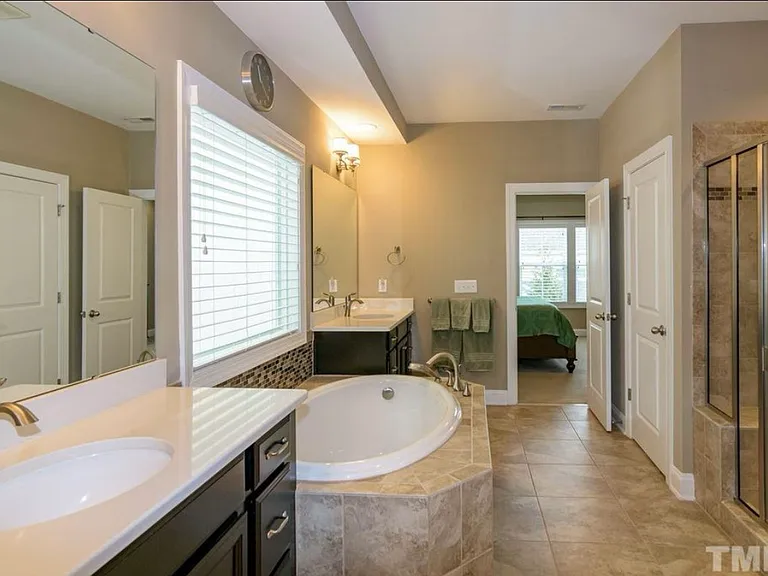 3920 Rock Rose Ln — Photo 22