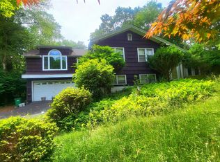 28 Colburn Dr, Poughkeepsie, NY 12603