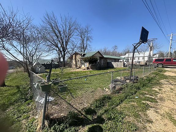 4th image of 8643 Sapper Street