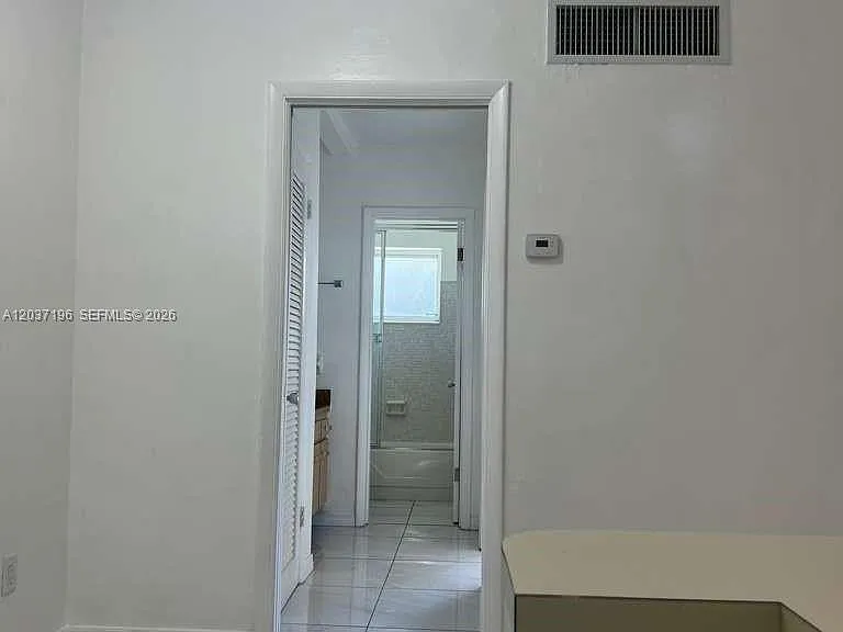 7505 SW 82nd St #322 — Photo 12