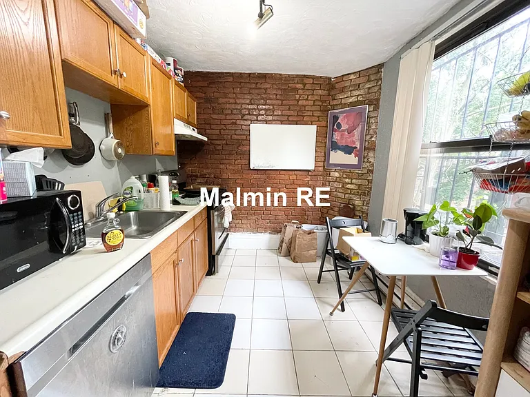 74 Hammond St #2 — Photo 2