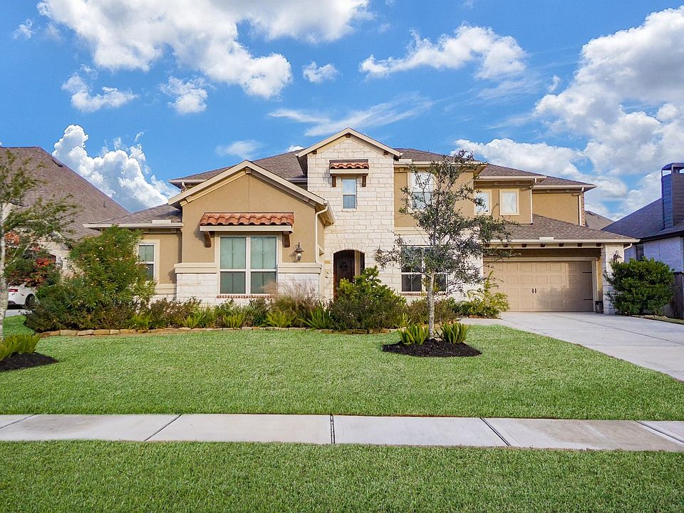 1st image of 2803 Dogwood Terrace Ln