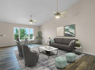 4943 S Point Rd, Washington, MO 63090