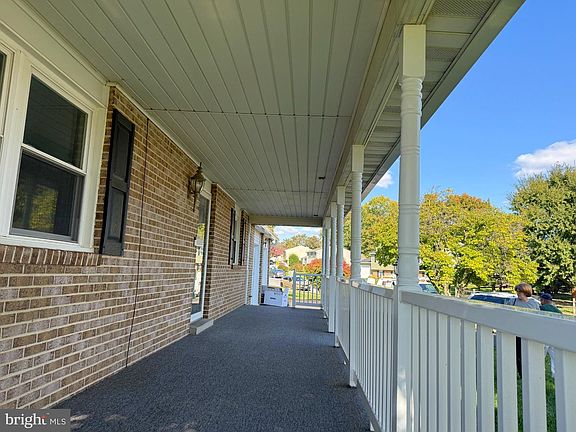 4th image of 9 Crum Rd