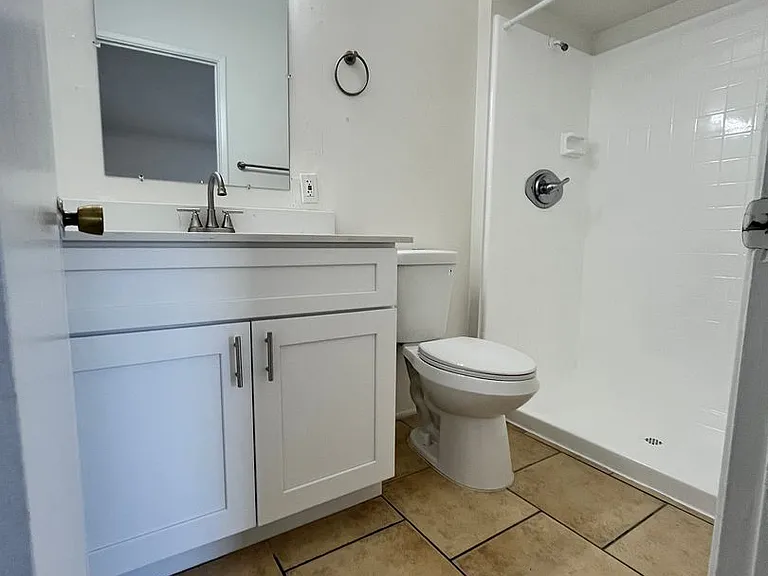 Catalina View Apartments — Photo 65