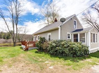 4 Pineville Rd, Killingly, CT 06241