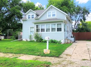 716 South St, Rockwell City, IA 50579