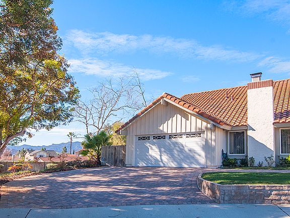 2nd image of 2681 Cedar Wood Pl