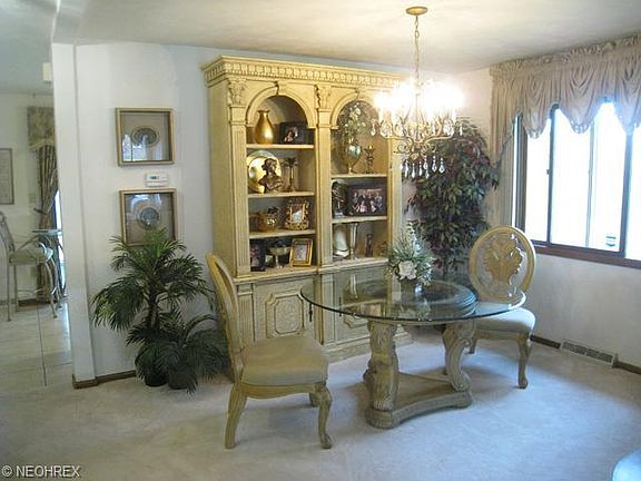 5th image of 2614 Dellwood Dr