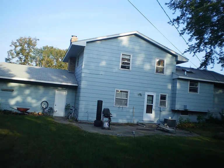 7725 Tessman Dr N — Photo 24