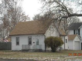 1921 8th St, Columbus, NE 68601