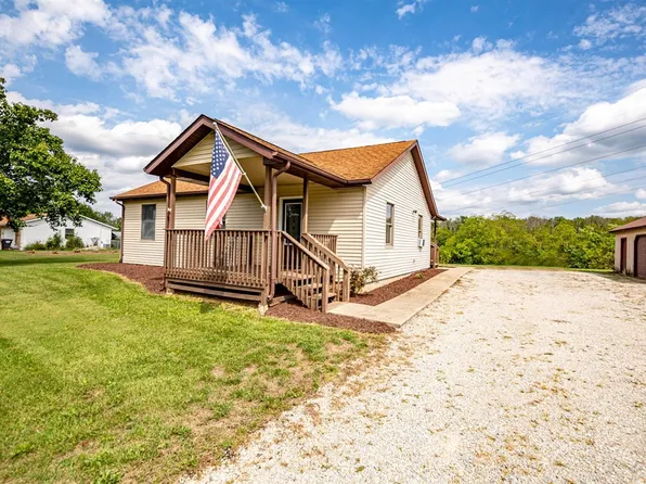 10846 Highridge Rd, Aurora, IN 47001