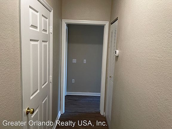 3rd image of 521 Arbor Lakes Cir