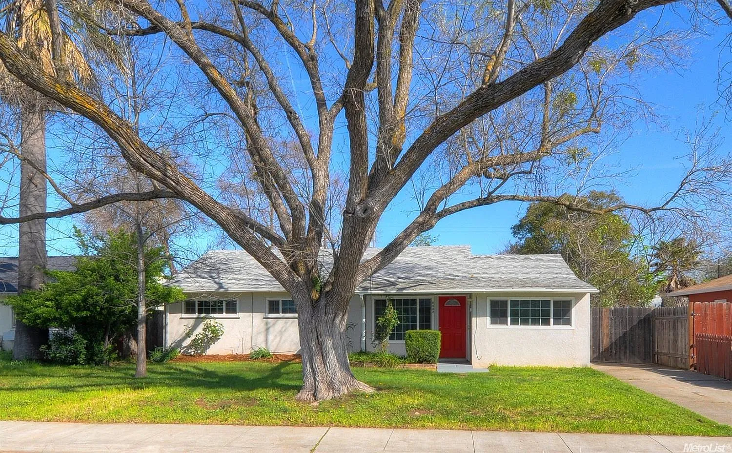 6532 Grattan Way photo 1