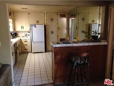 4th image of 5019 McClintock Ave