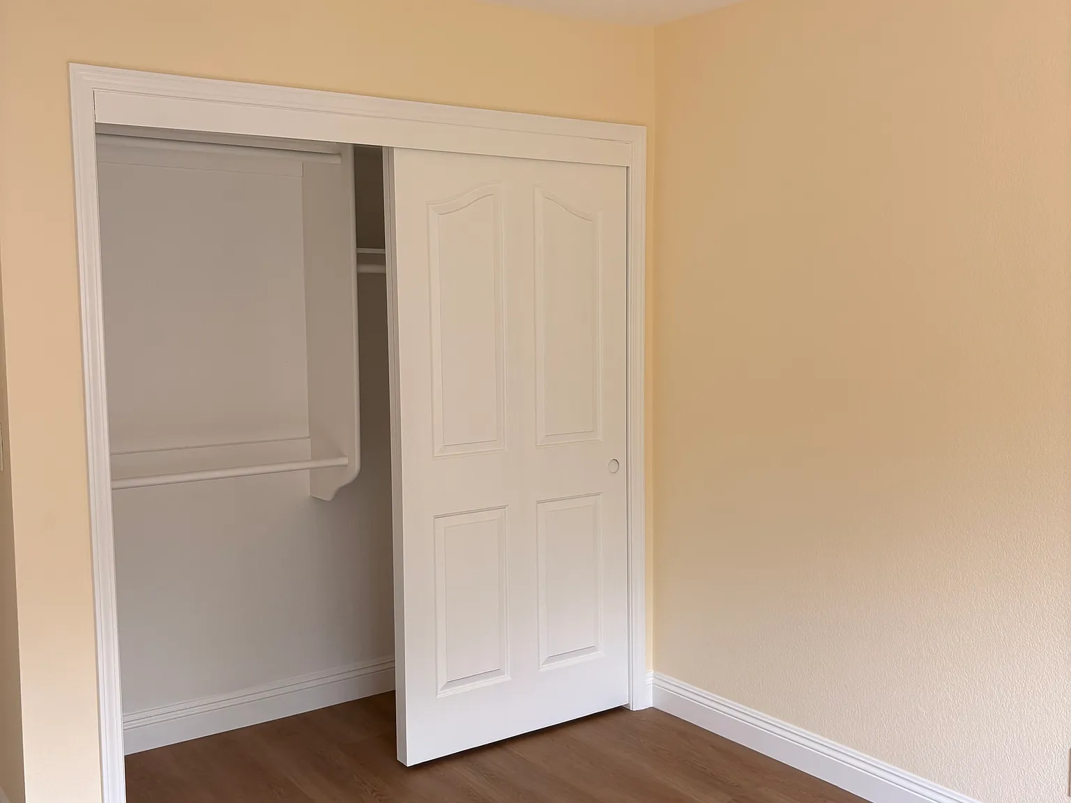 4 bed, 3083 sqft, $3,995 — Photo 3