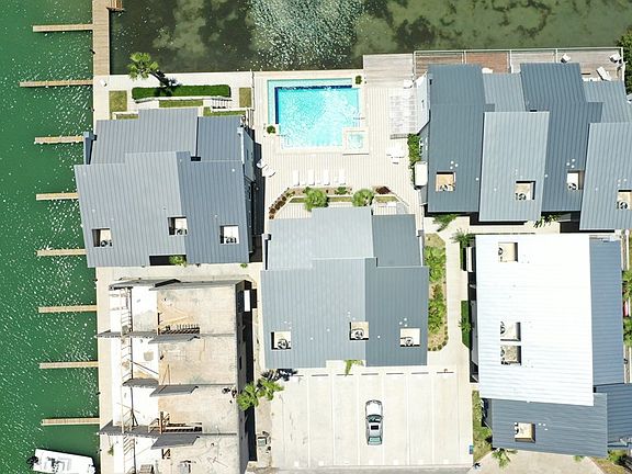 5th image of 6101 Padre Blvd #301