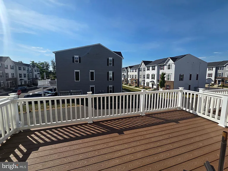 235 Compass Dr — Photo 17