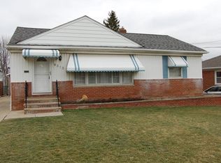 9313 Alexander Rd, Garfield Heights, OH 44125