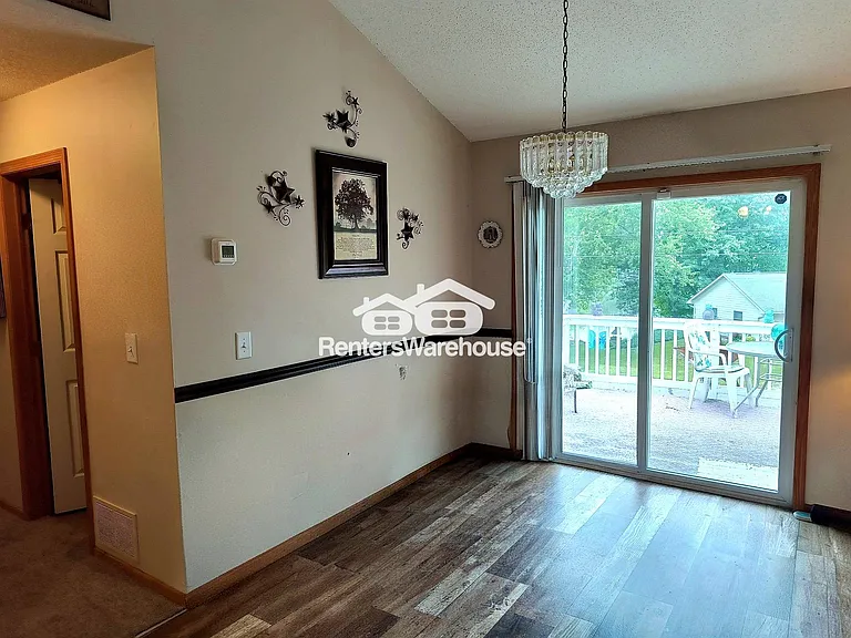 20245 Ann River Dr — Photo 3